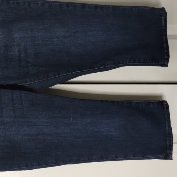 it jeans denim crop size 10 Tiffany skinny medium wash two button it jeans - Picture 3 of 10